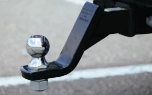 Attaches-Remorques sur un véhicule VUS et Pick. Attaches-Remorques Cowansville