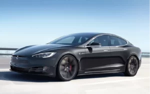 Plan de travail 6CARS tesla attaches-remorques, type de berline sur lesquelles les attaches-remorques peuvent être installées